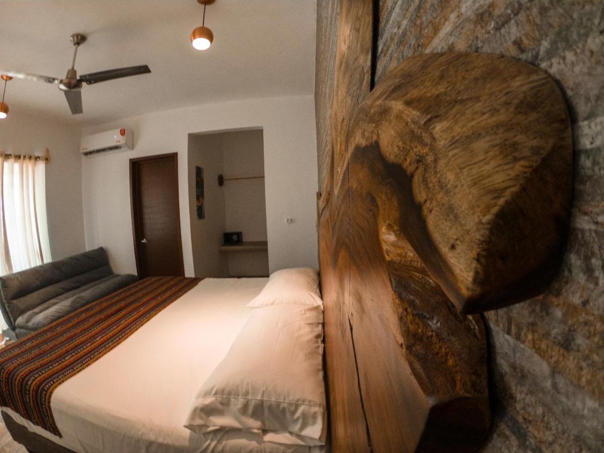 Hotel Pancho Villas Bacalar - Free Bikes And Paddles Екстер'єр фото