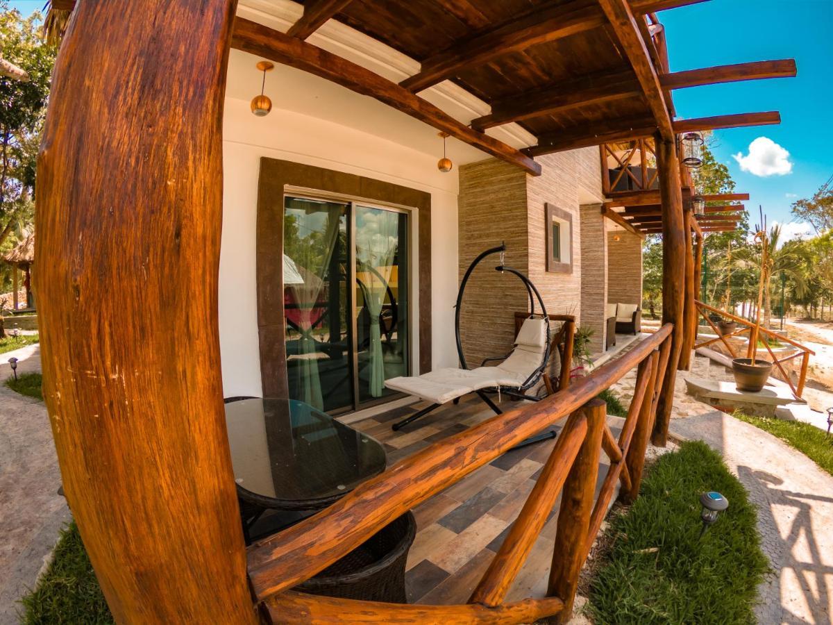 Hotel Pancho Villas Bacalar - Free Bikes And Paddles Екстер'єр фото