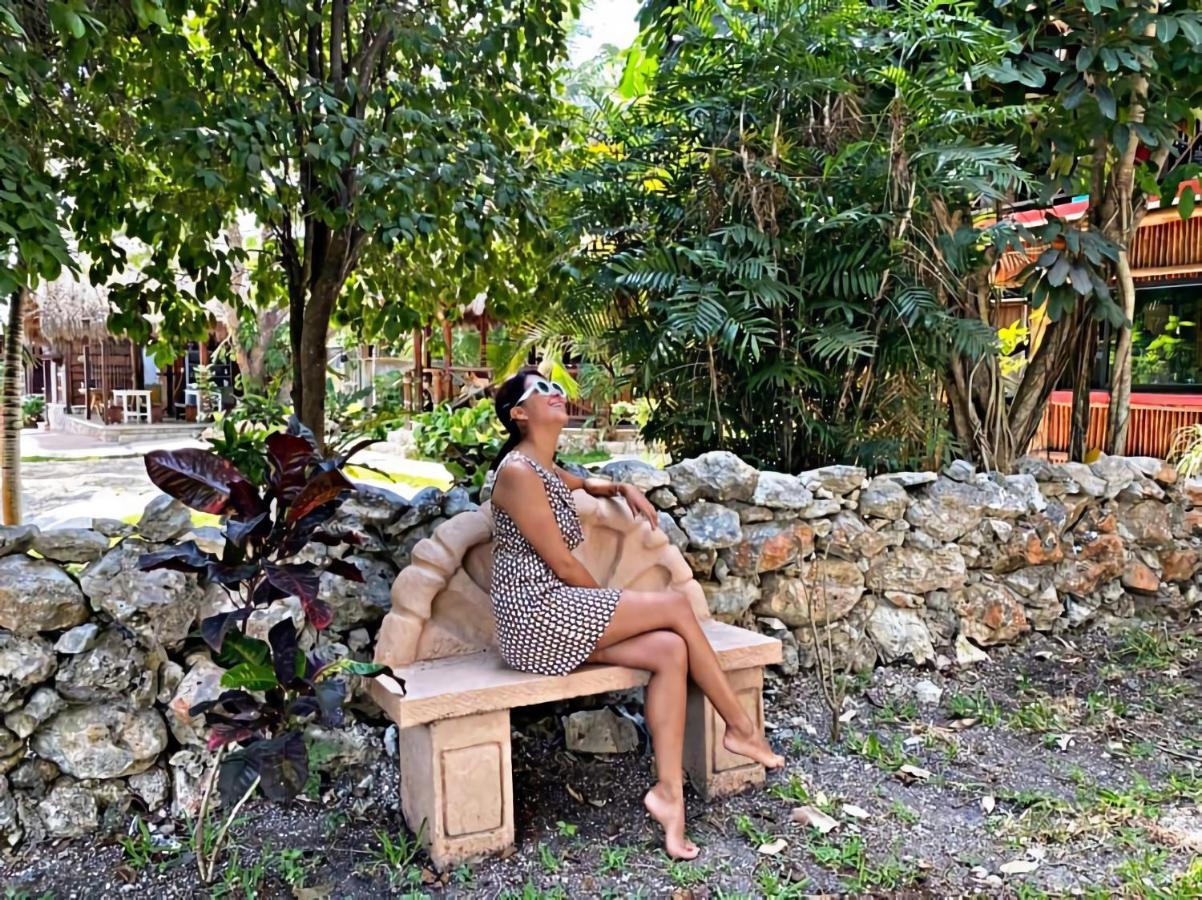Hotel Pancho Villas Bacalar - Free Bikes And Paddles Екстер'єр фото