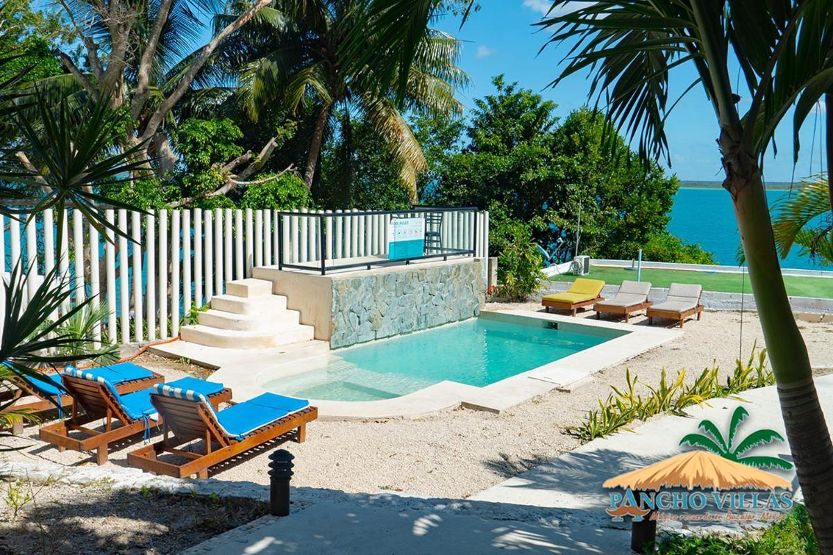 Hotel Pancho Villas Bacalar - Free Bikes And Paddles Екстер'єр фото
