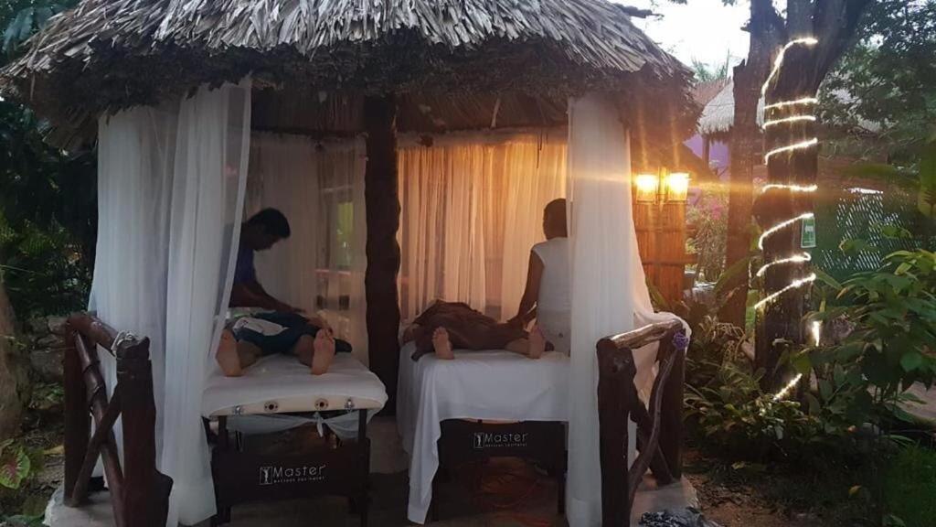 Hotel Pancho Villas Bacalar - Free Bikes And Paddles Екстер'єр фото