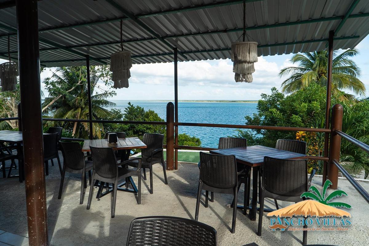 Hotel Pancho Villas Bacalar - Free Bikes And Paddles Екстер'єр фото