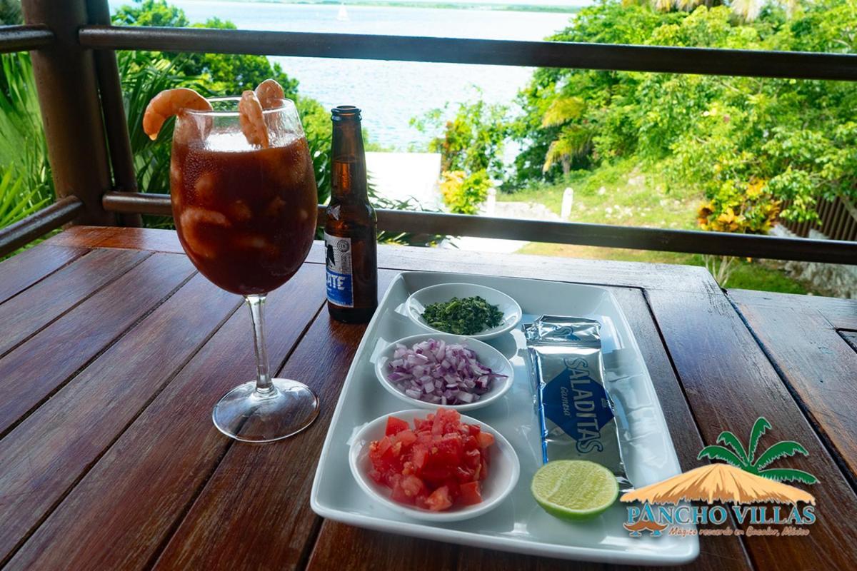 Hotel Pancho Villas Bacalar - Free Bikes And Paddles Екстер'єр фото